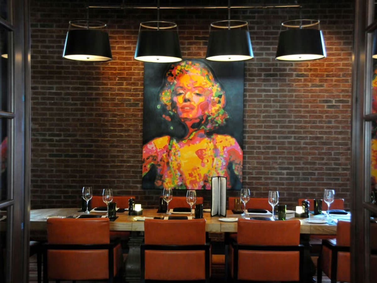 Trio Grill interior